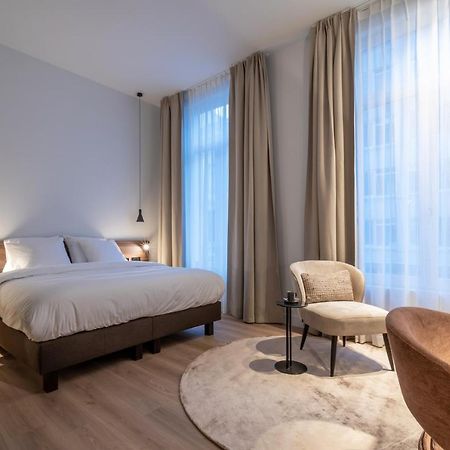 One Two Four - Hotel & Spa เกนต์ ภายนอก รูปภาพ