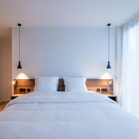 One Two Four - Hotel & Spa เกนต์ ภายนอก รูปภาพ