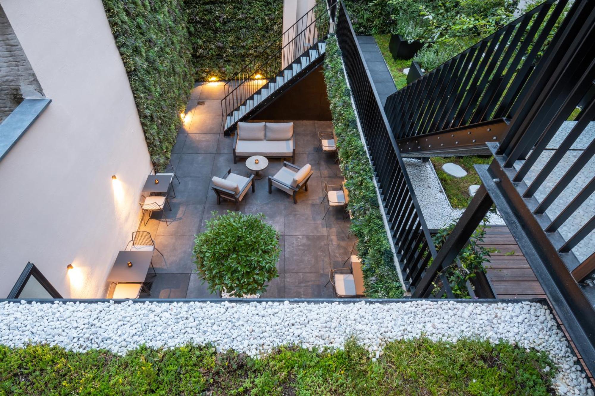 One Two Four - Hotel & Spa เกนต์ ภายนอก รูปภาพ